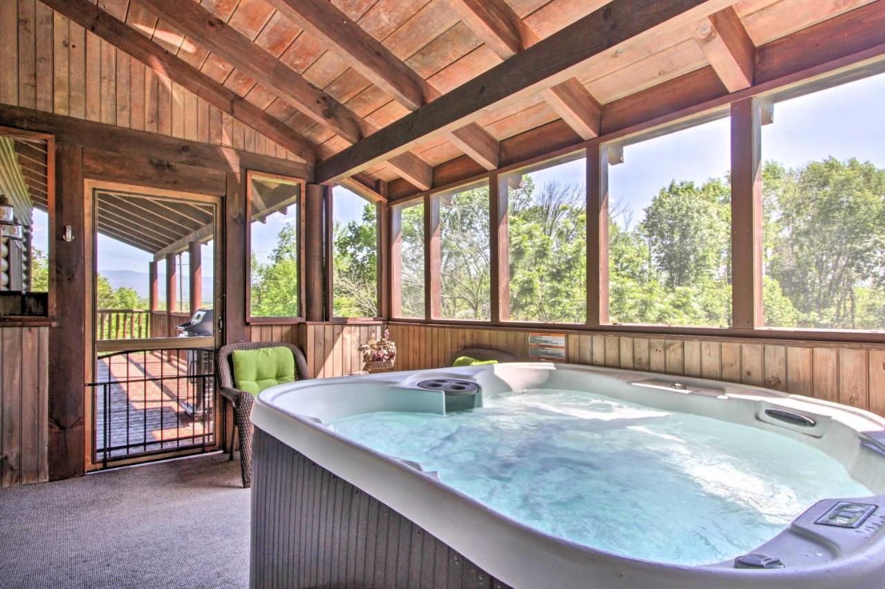 Idyllic Sevierville Cabin Deck And Smoky Mtn View! Extérieur photo