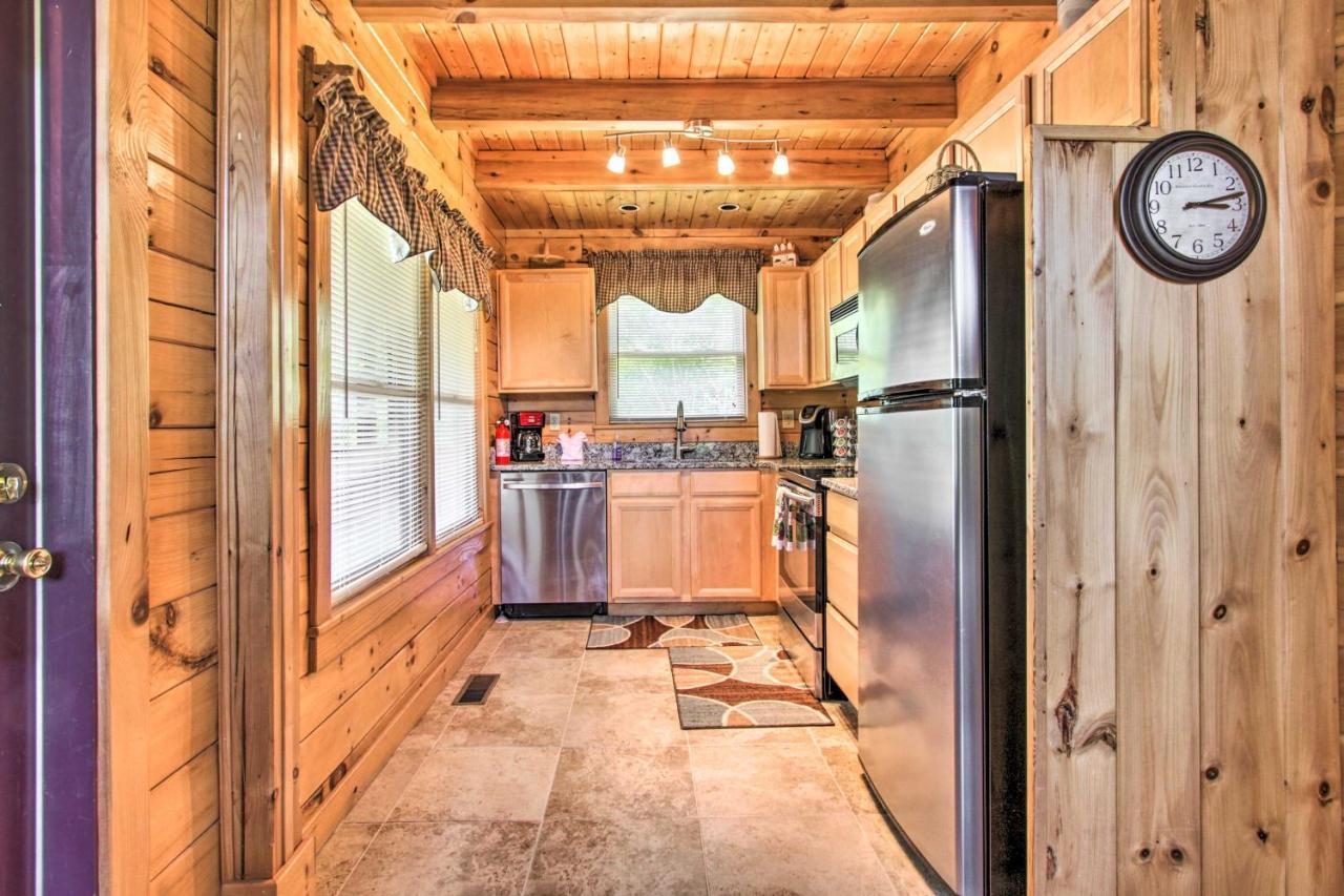 Idyllic Sevierville Cabin Deck And Smoky Mtn View! Extérieur photo